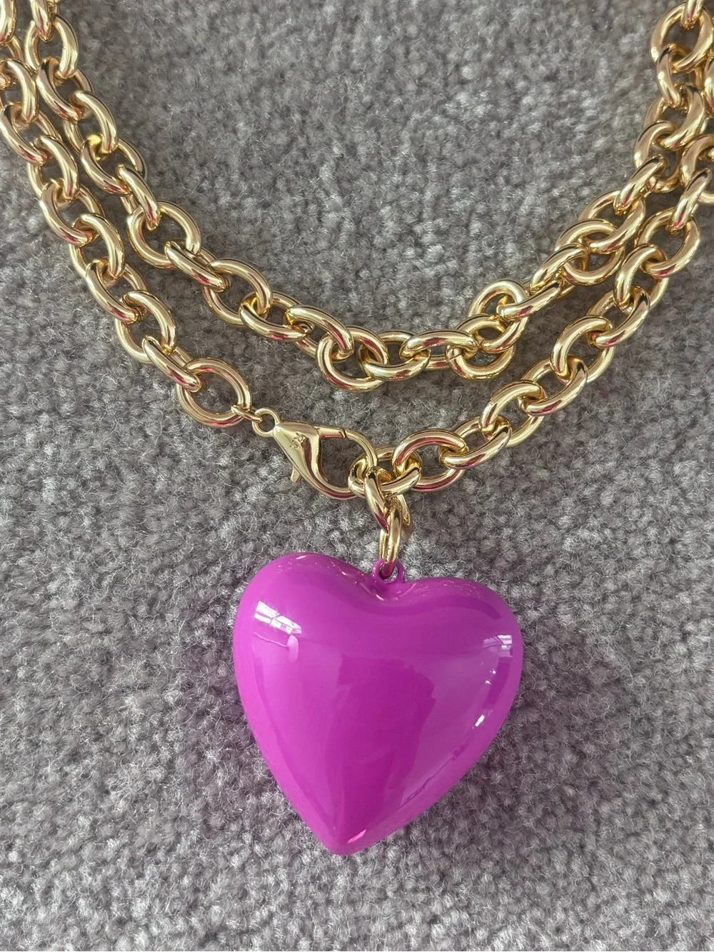 NWOT Roxanne Assoulin The Big Puffy Heart Charm Necklace